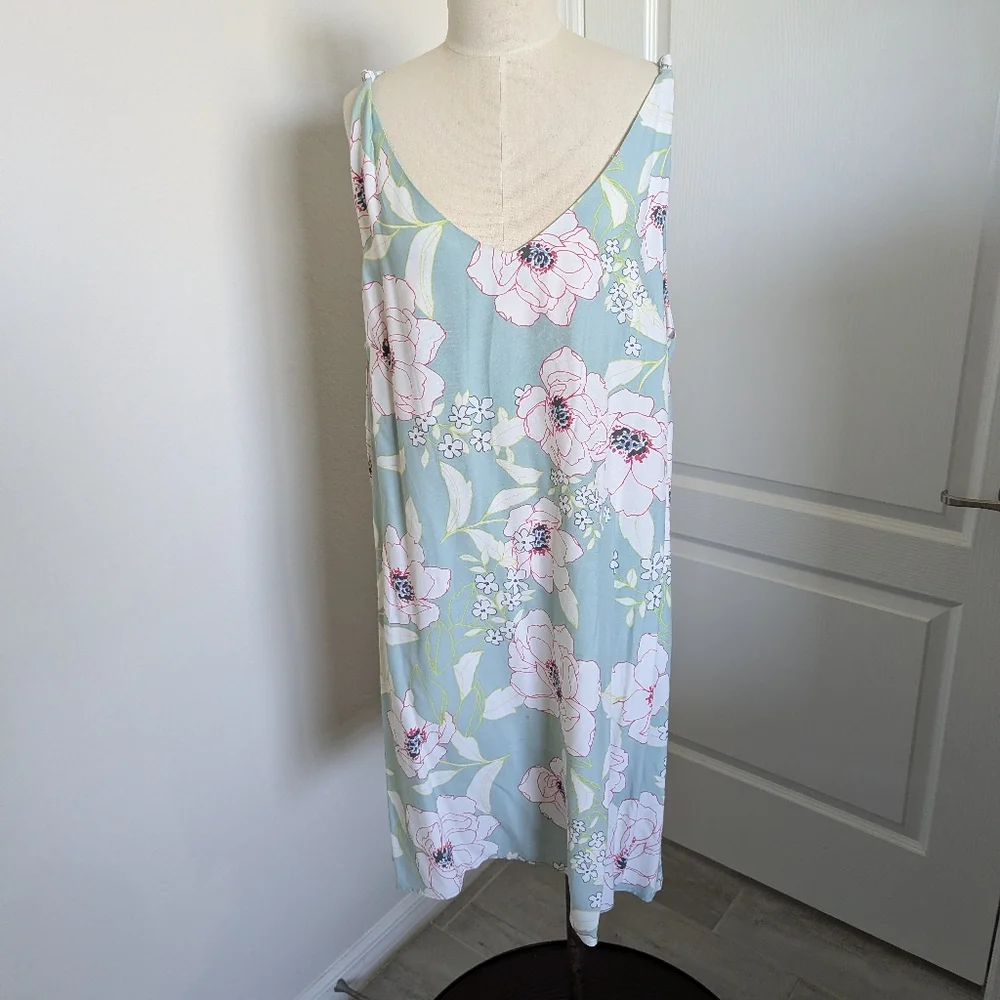 Madison Multicolor Patterned Garment - Picture 1 of 7